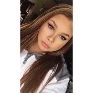 Meet your Posher, Valerie